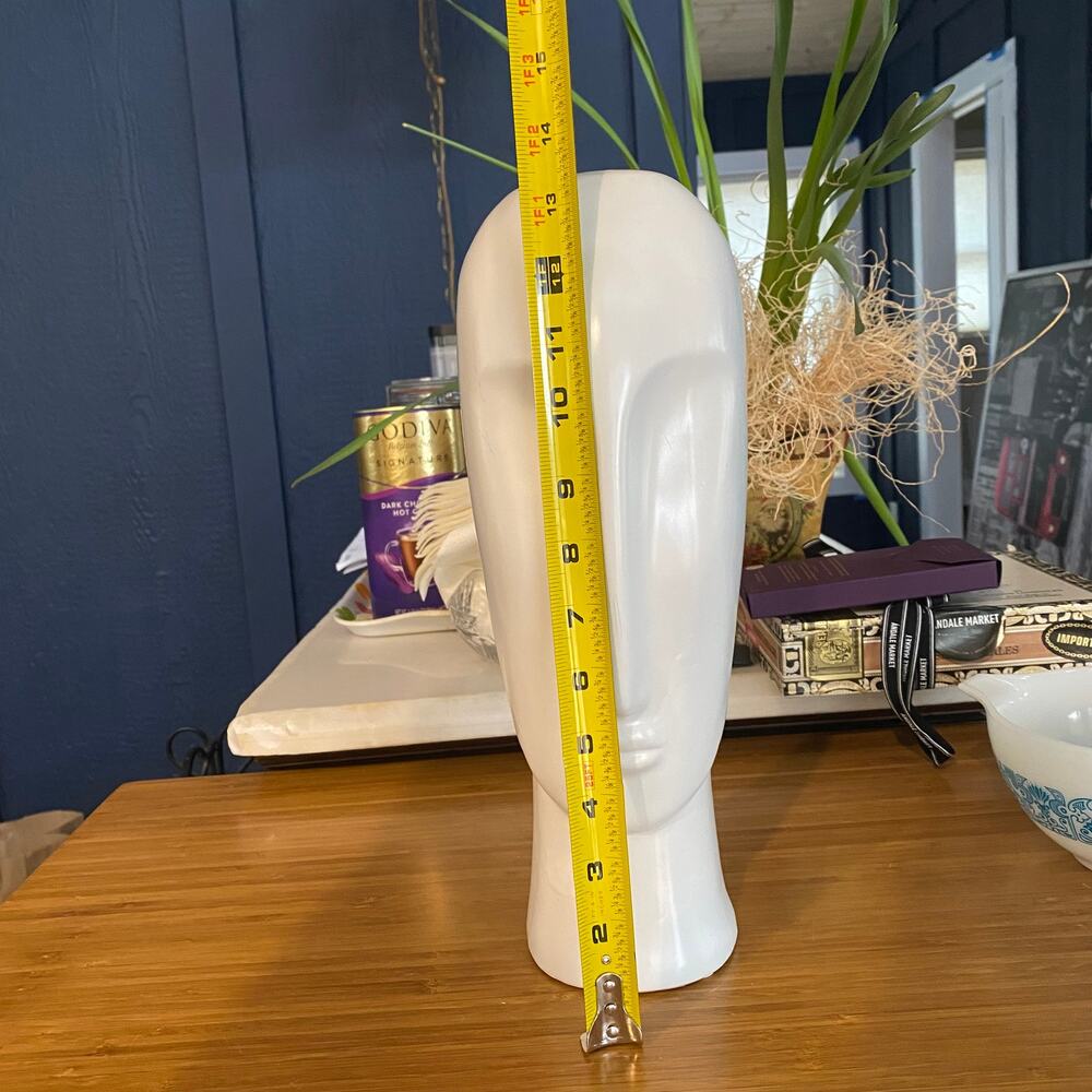 Three‎ Hands Corp White Ceramic 14” Modern Head Sculpture - Picture 8 of 9